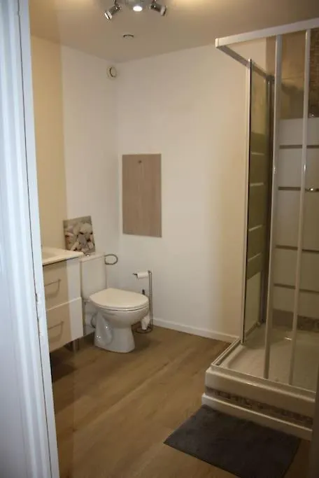 Appartement Climatise + Terrasse Marseille Apartment